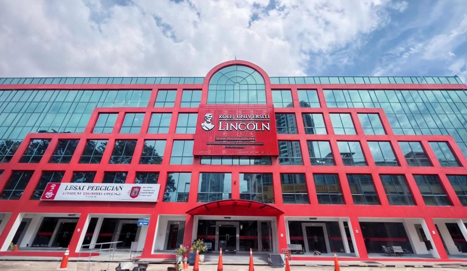 حرم جامعة لينكولن — Lincoln University College